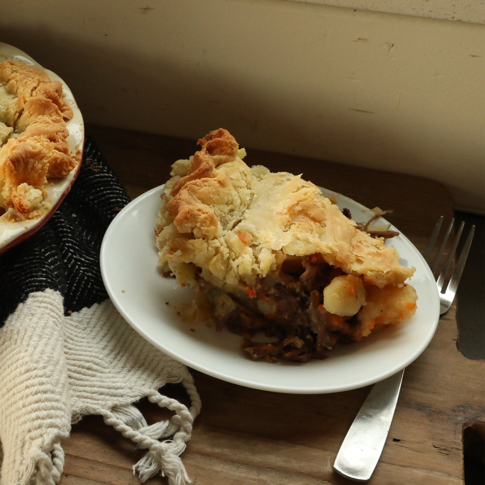 Feeding The Farmer<br>🥧 Lamb Roast Pot Pie with Carrots, Potatoes & Lamb Dripping Gravy